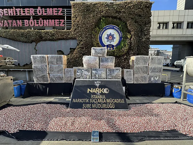 istanbulda-duzenlenen-narkotik-operasyonunun-detaylari-ortaya-cikti-1736848246220.jpeg