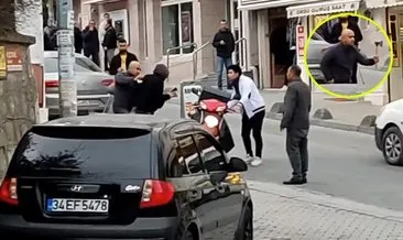 İstanbul’da yaşandı: Motosikletliyi baltayla tehdit etti!