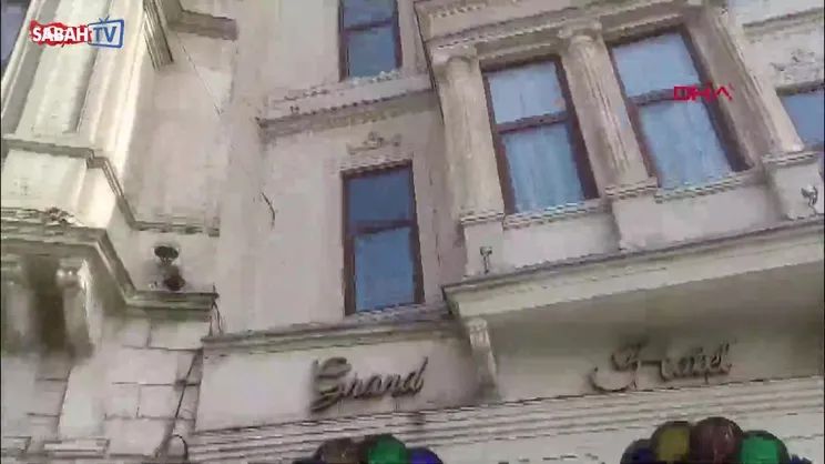 İstanbul Beyoğlu'nda otelde yangın