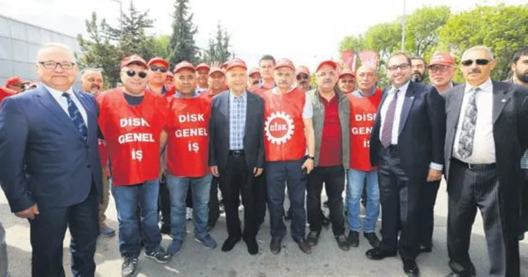 Başkan yaşar kutlamalara katıldı