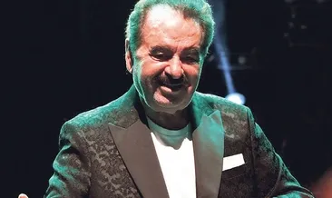 Avrupa İmparator’u konuşuyor! İbrahim Tatlıses konserde üst üste rekor kırdı: Yüzlerce metrelik kuyruk oluştu...