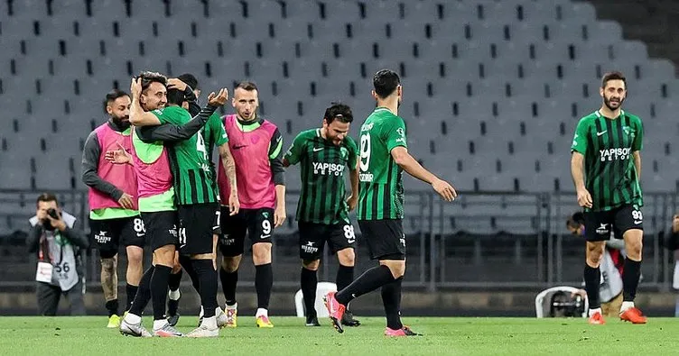 Bol gollü maçta Kocaelispor TFF 1. Lig’e yükseldi!