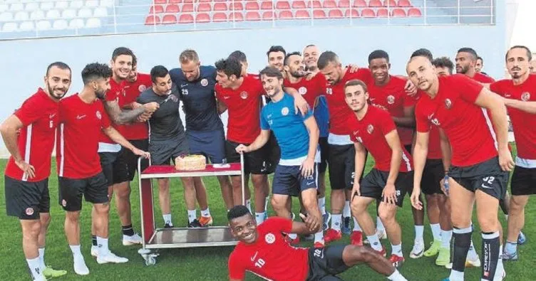 Antalyaspor’da aile ortamı var