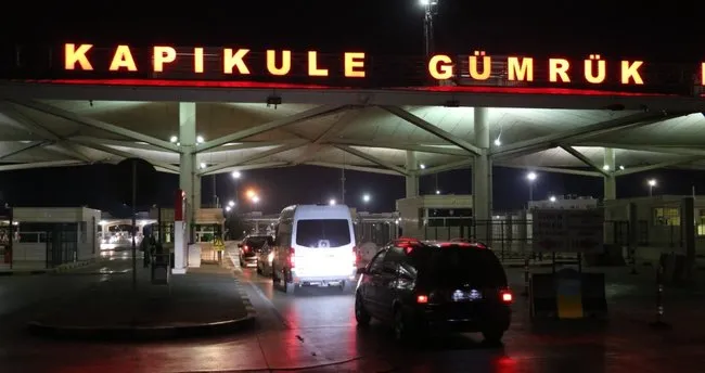 Edirne’de Bulgaristan plakalı otomobilde 3 kilogram uyuşturucu ele geçirildi Edirne’de Bulgaristan plakalı otomobilde 3 kilogram uyuşturucu ele geçirildi