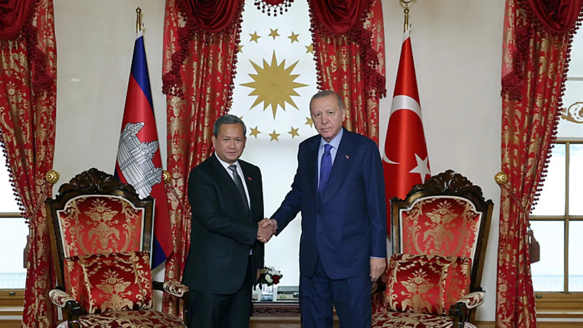 Başkan Erdoğan, Kamboçya Başbakanı Manet'i kabul etti haber görseli