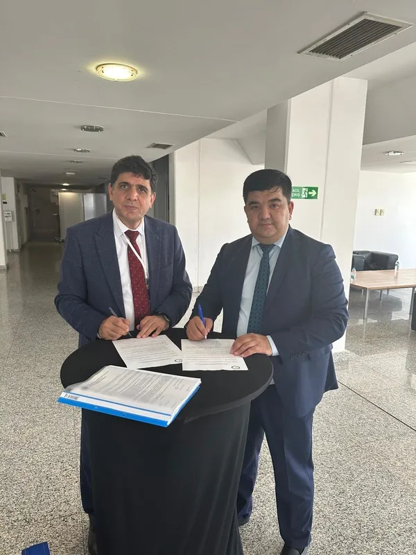 rektor-alma-3-turkiye-ozbekistan-egitim-forumuna-katildi-1727777541290.jpg