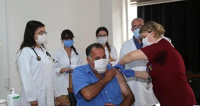 Cerrahpasa Da Ilk Gonullu Asilama Yapildi Son Dakika Haberler