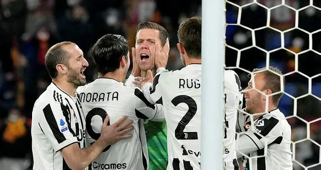 İtalya Serie A'da Juventus, 7 dakikada Roma'yı yaktı! Tarihi maç...