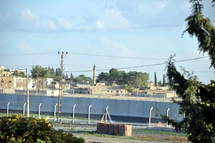 Afrin zaferinin ardından Tel Abyad’ta teröristler sessizliğe gömüldü
