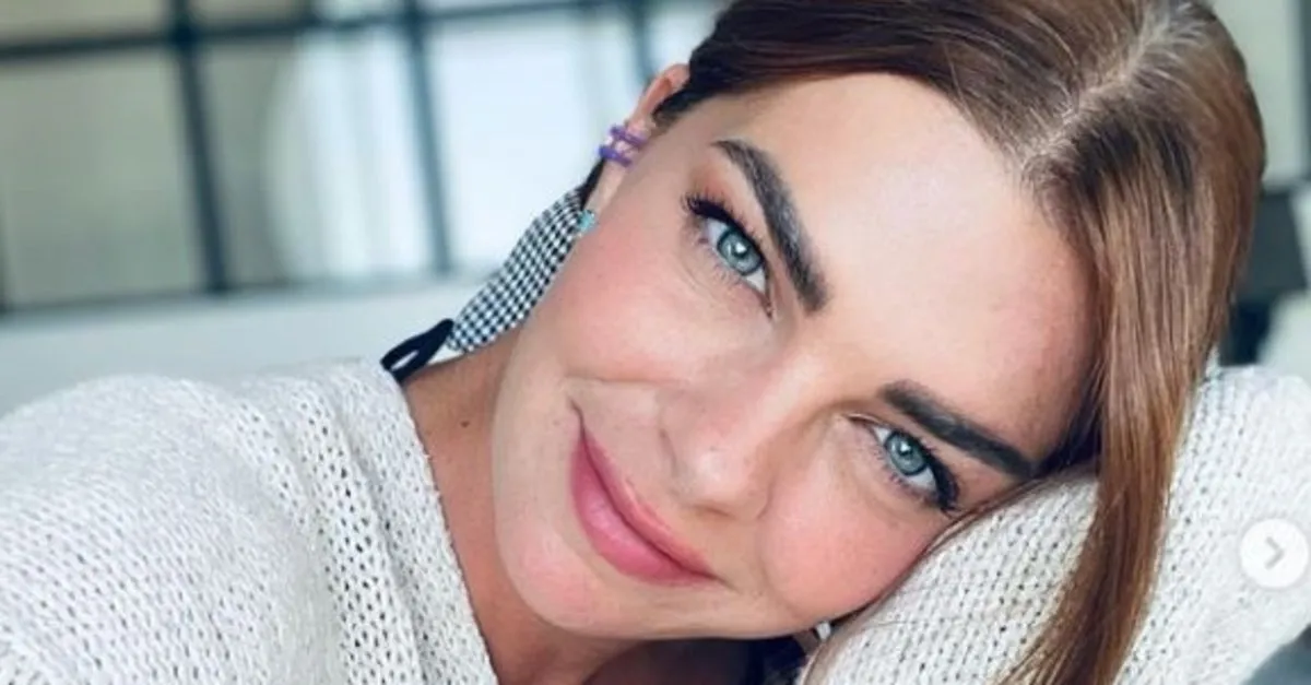 Koyu Saclarina Veda Eden Pelin Karahan Yeni Imaji Ile Hayranlarindan Tam Not Aldi Galeri Magazin Koyu Saclarina Veda Eden Pelin Karahan Yeni Imaji Ile Hayranlarindan Tam Not Aldi Galeri Magazin