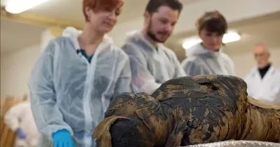 Dünyada bir ilk! Hamile mumya şaşırttı