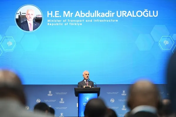bakan-uraloglu-duyurdu-5g-abone-sayisi-34-milyona-yaklasti-1778734616235.jpeg