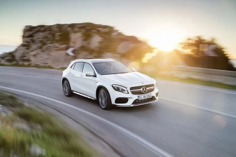 Yenilenen Mercedes GLA Türkiye’de satışa çıktı