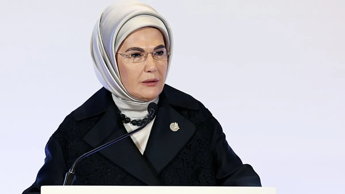 Emine Erdoğan'dan Aile Yılı mesajı: Ailelerimizle güçlenen bir gelecek dileğiyle