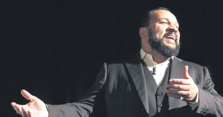 Fransız komedyen Türkiye’ye sığınacak