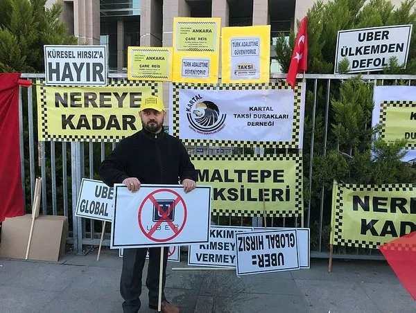 Taksicilerden UBER eylemi