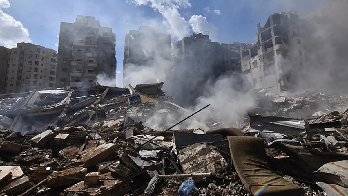 İsrail’den Beyrut’un güneyindeki Dahiye’ye hava saldırısı İsrail’den Beyrut’un güneyindeki Dahiye’ye hava saldırısı