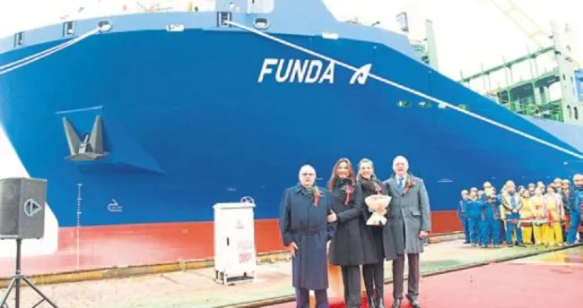 Arkas yeni gemisini Çin’de teslim aldı