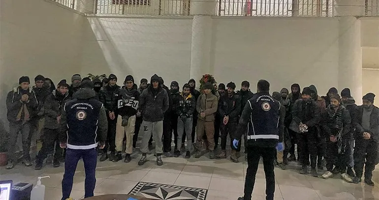 Amasya’da 37 düzensiz göçmen yakalandı