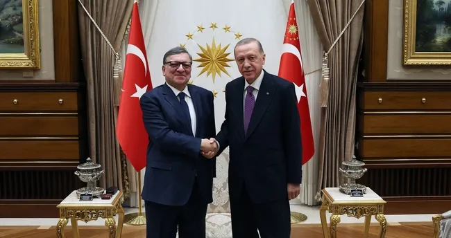 Başkan Erdoğan, eski AB Komisyonu Başkanı Barroso'yu kabul etti Başkan Erdoğan, eski AB Komisyonu Başkanı Barroso'yu kabul etti