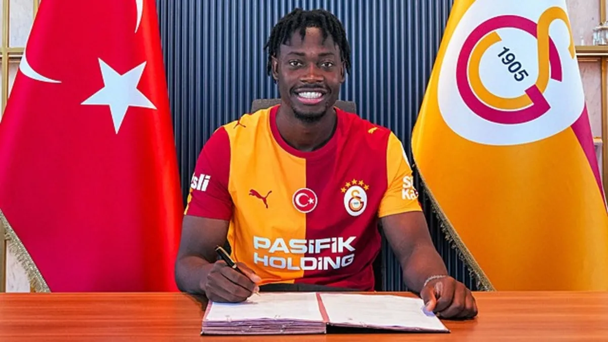 El Chadaille Bitshiabu'dan Galatasaray taraftarına: Çok yakın zamanda görüşeceğiz