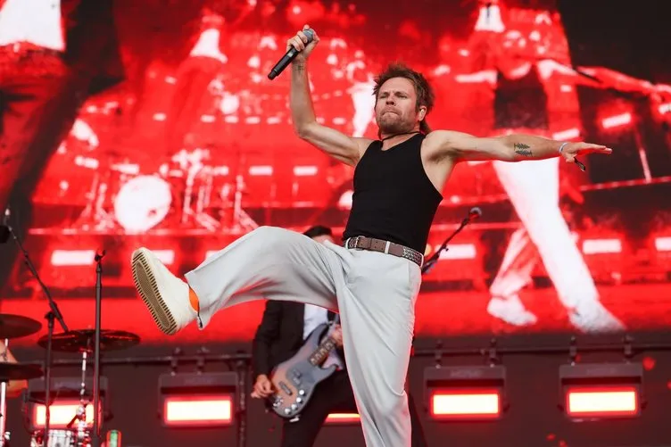 ’Enter Shikari’ grubunun solisti Rou Reynolds Gazze için tepki gösterdi! Bu trajedi değil savaş suçu