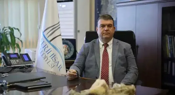 seferihisar-belediyesi-rusvet-sorusturmasinda-47-supheli-adliye-sevk-edildi-1789456009427.jpg