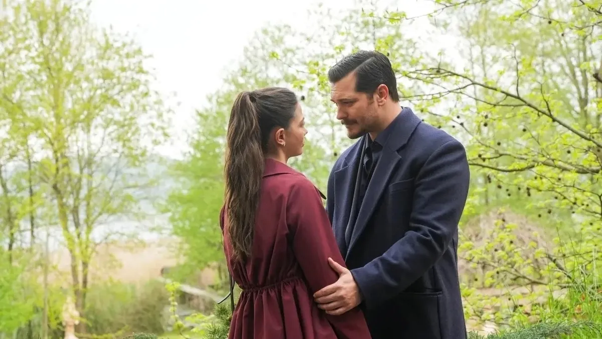 EŞREF RÜYA 42. BÖLÜM İZLE: 29 Nisan Kanal D dizi ekranı ile Eşref Rüya yeni bölüm HD izleme ekranı