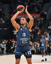 Anadolu Efes, Real Madrid’e kaybetti