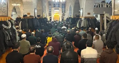 Sivas'ta tarihi Ulu Cami'de ilk teravih #sivas