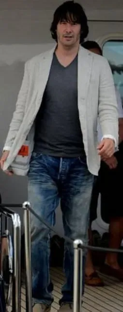 Keanu Reeves yıllara yenildi