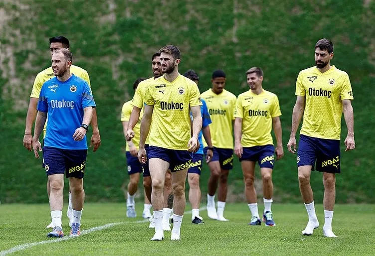Son dakika Fenerbahçe transfer haberi: Erden Timur yalanlamıştı! Fenerbahçe transfer ediyor...