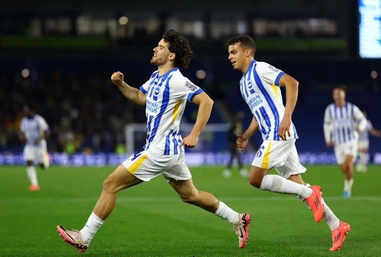 SON DAKİKA HABERLERİ: Ferdi Kadıoğlu kariyerinin ilkinde şoku yaşadı! Yıldız oyuncu Premier Lig’de tarihe geçti…