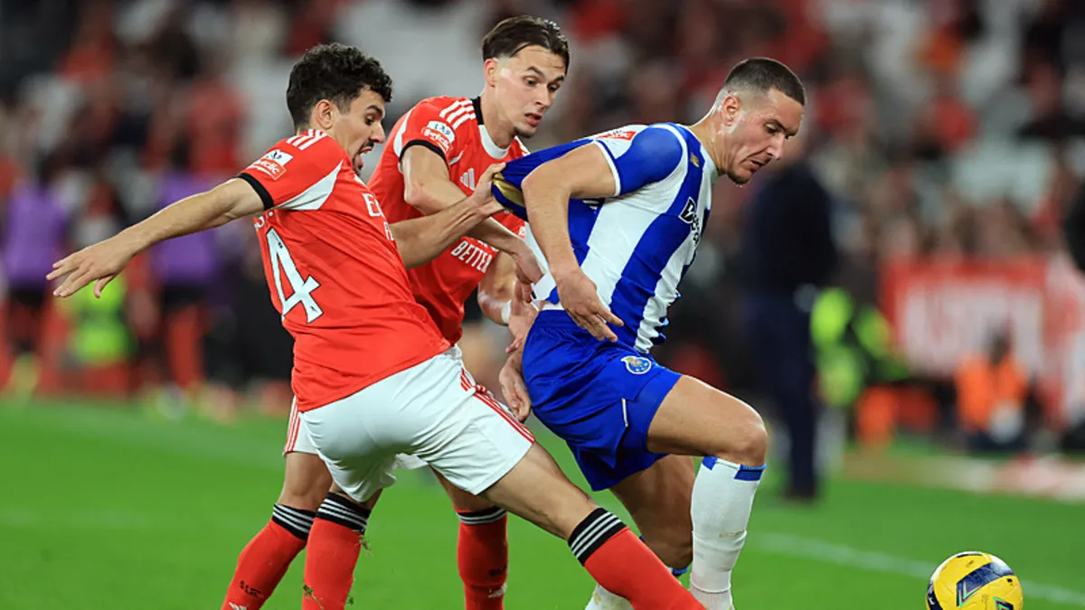 Benfica ile Porto puanları paylaştı!