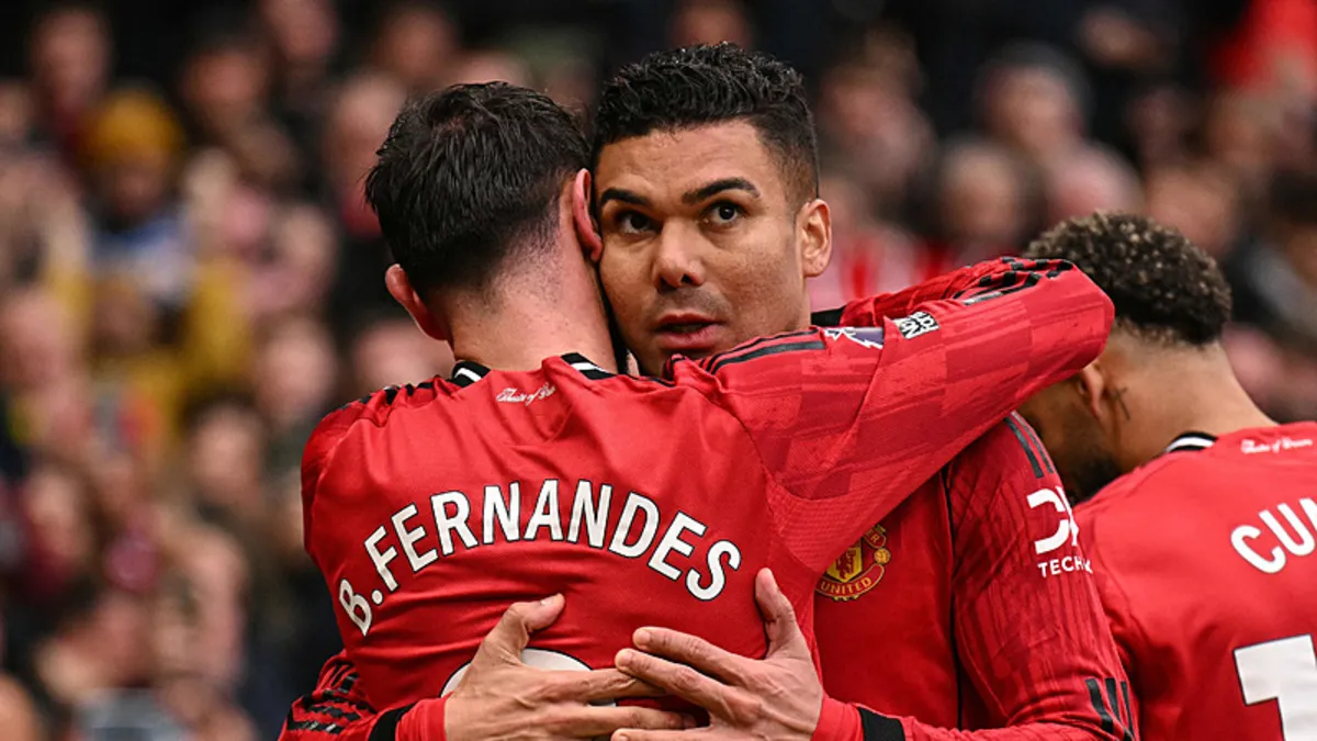 Manchester United, Aston Villa’yı 3 golle devirdi! Manchester United, Aston Villa’yı 3 golle devirdi!