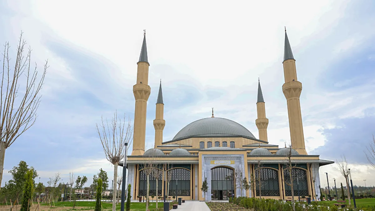 KKTC’de yapımı tamamlanan Millet Camisi ramazana hazır KKTC’de yapımı tamamlanan Millet Camisi ramazana hazır