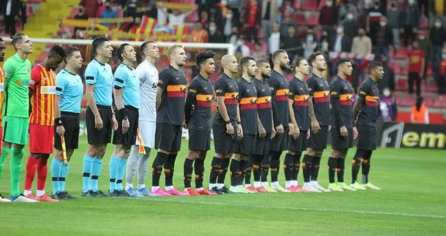 Son dakika: Galatasaray üst üste puan kayıpların ardından Göztepe'yi konuk ediyor! İlk 11'ler belli oldu...
