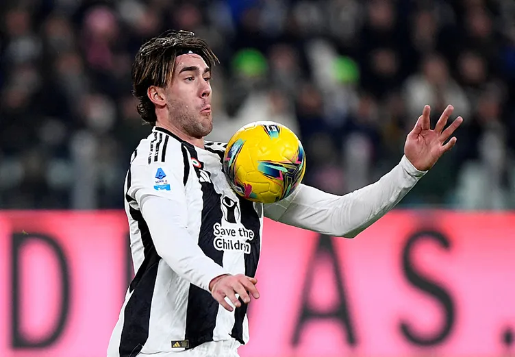 Son dakika haberi: Fenerbahçe’den yeni sezon için dev hamle! Mourinho o yıldızı istedi...