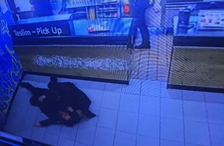 Müzisyen Umut Emre Aytekin öldürüldü! Nişanlısının kollarında can verdi!