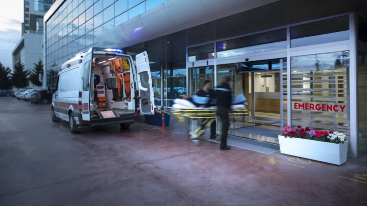 Acil servislerde 200 milyonluk rekor yoğunluk! Uzmanı kış hastalıklarından korunmanın altın kuralını açıkladı Acil servislerde 200 milyonluk rekor yoğunluk! Uzmanı kış hastalıklarından korunmanın altın kuralını açıkladı