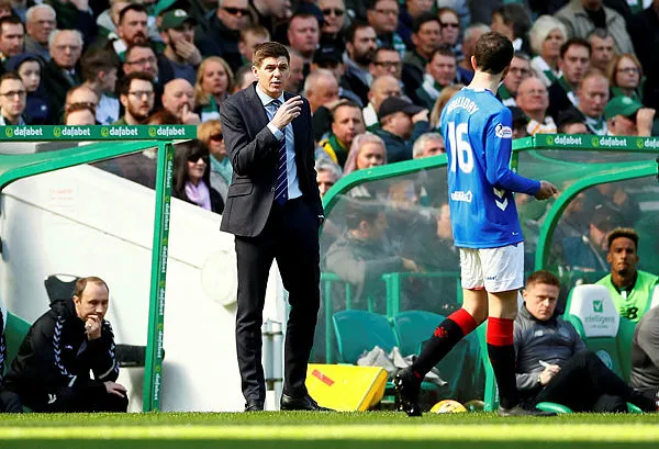 Olaylı Celtic - Glasgow Rangers maçının kazananı...