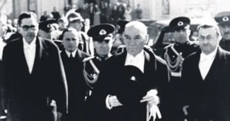 Seğmenler Atatürk’ü Panora’da karşılayacak