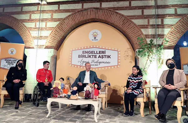 son-dakika-baskan-erdogan-engelleri-birlikte-astik-programinda-konustu-1638123167346.jpg
