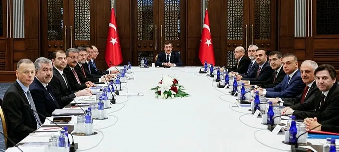 son-dakika-ekk-toplantisi-sonrasi-flas-aciklama-yeni-adimlar-geliyor-ihracat-artacak-enflasyon-dusecek-1698658045242.jpg