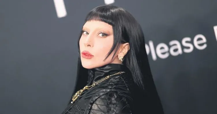 Listelerde Atiye-Lady Gaga yarışı