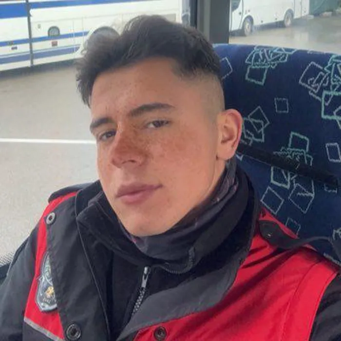 SON DAKİKA... Şehit polis Emirhan Aramış’a acı veda! Son paylaşımı yürekleri dağladı: Birazdan ölürüz belki…