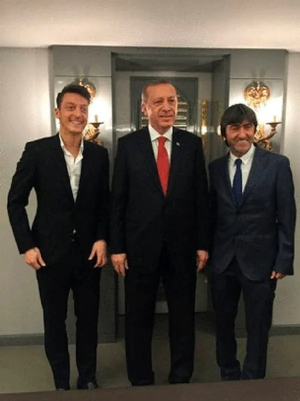 ¿Cuánto mide Recep Tayyip Erdogan? - Altura - Real height 1