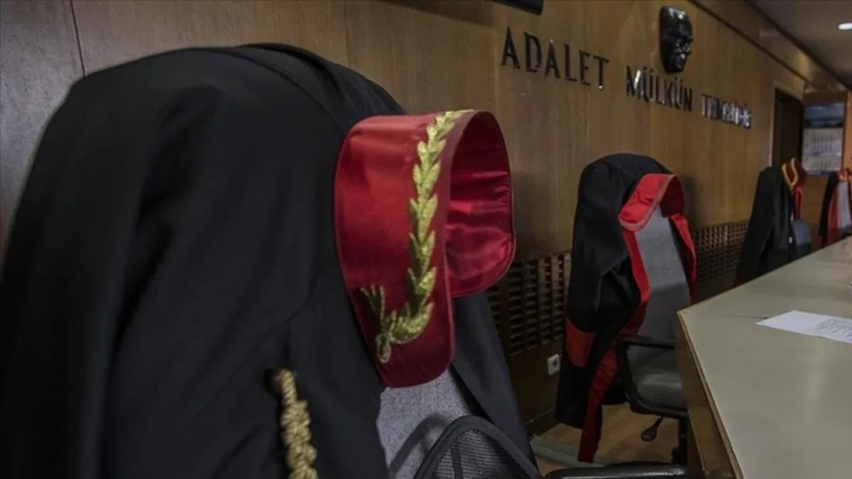 Resmi Gazete'de yayımlandı! 268 hakim ve savcının ataması yapıldı Resmi Gazete'de yayımlandı! 268 hakim ve savcının ataması yapıldı