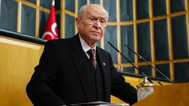 son-dakika-mhp-lideri-bahceli-kilicdaroglunun-goruslerini-aciklamasi-en-tabii-hakkidir-1785164256456.jpeg SON DAKİKA: MHP lideri Bahçeli: Kılıçdaroğlu'nun görüşlerini açıklaması en tabii hakkıdır