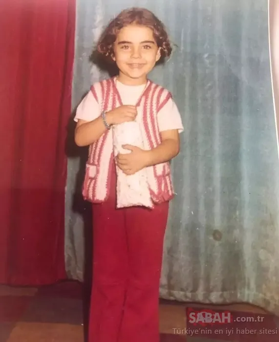 Meral Zeren ve Bülent Kayabaş’ın minik partneriydi... Şimdilerin yıldız ismini tanıdınız mı?